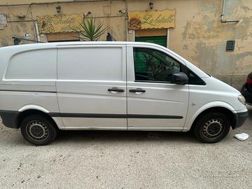 Mercedes Vito