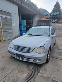 Ricambi Mercedes Benz C200 W203 2.2 diesel 2005