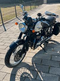 BONNEVILLE T100