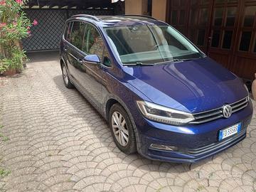 VW Touran 2.0 TDI 150 CV DSG 7 Posti – Full Option
