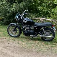 Triumph Bonneville Black - 865cc - 36.000 km