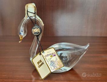 Cigno di vetro soffiato con Grappa Giori