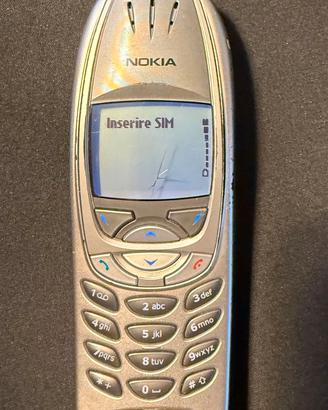 Nokia 6310i con 2 batterie e base da tavolo