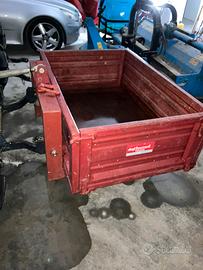 Rimorchio a sollevatore