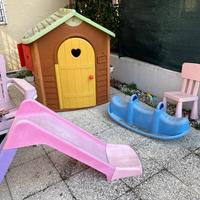 Casetta giardino scivolo e dondolo