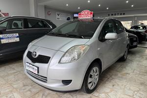 Toyota Yaris 1.0 benzina 5 porte Sol