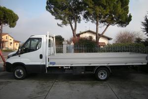 Iveco Daily 35-140 con cassone fisso