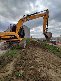 Escavatore JCB JS 130qli