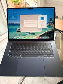 MacBook Air 15 pollici M2 - COME NUOVO 98%batt