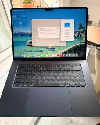 MacBook Air 15 pollici M2 - COME NUOVO 98%batt