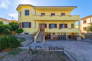 Oschiri - Ampio pentavano con giardino privato