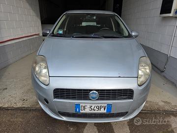 Fiat Grande Punto 1.3 MJT 75 CV 5 porte Dynamic