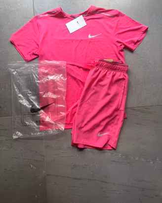 set nike DRI-FIT rosa