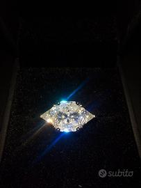 Anello d'argento 925 placcato in oro con 3 moissan