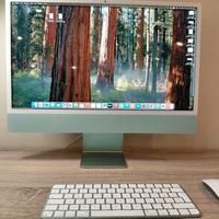 Apple iMac 24" 256GB SSD 
Chip M1
8 GB RAM
