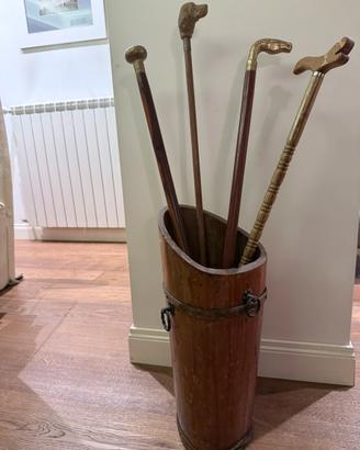 Portabastoni vintage con 4 bastoni decorativi