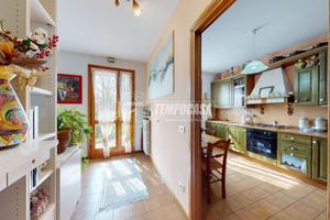 Bifamiliare con ampio giardino privato