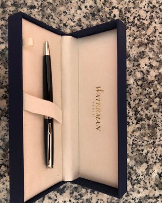 Penna a sfera Waterman Paris nera