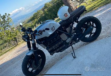 Cafe racer BMW