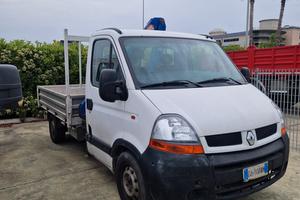 Renault Master Cassonato con gruetta