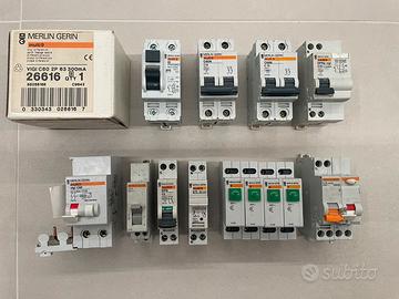 MEGA LOTTO - Materiale MERLIN GERIN SCHNEIDER