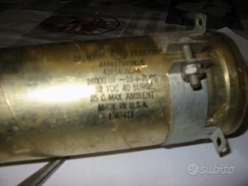 Condensatore elettrolitico 26.000 uF 30 V