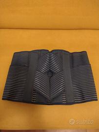 Busto lombosacrale ortopedico come nuovo