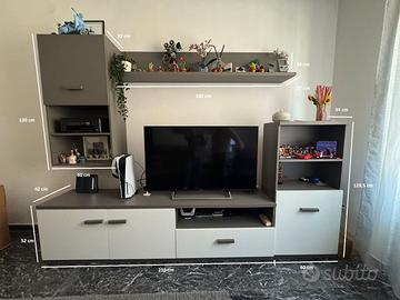 Mobile tv per soggiorno