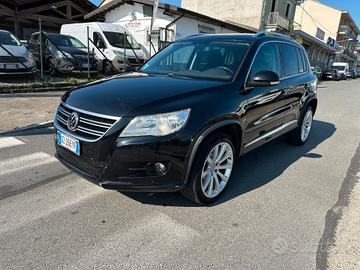 Volkswagen Tiguan 2.0 TDI DPF 4MOTION Sport & Styl