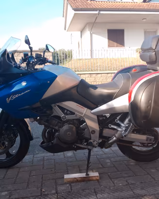 Suzuki Vstrom DL 1000