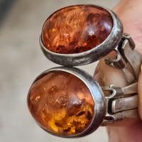 orecchini in argento e ambra