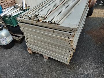 Ripiani per scaffali 120x80 con piantane e travers