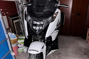 Honda integra S 750 kit bauletti laterali