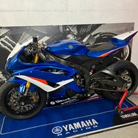 Yamaha YZF R6