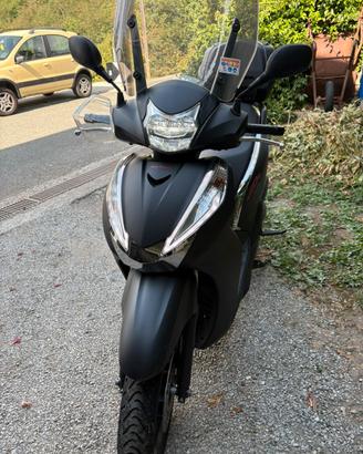 Sh 300 i sport nero opoaco