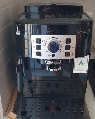 Macchina da Caffè Automatica De'Longhi Magnifica S