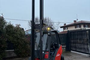 S107 Carello elevatore Linde H20