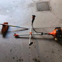 decespugliatore a motore