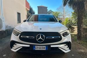 Mercedes GLC COUPE' 220 mild hybrid