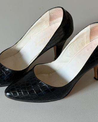 Décolletées nere effetto pitonato Made in Italy