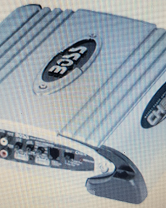 Amplificatore BOSS