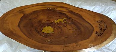 Tavolino legno intagliato con mappa Fiji islands