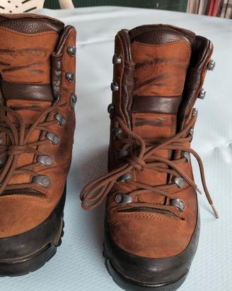 Scarponi AKU GTX da Trekking n.39 come nuovi