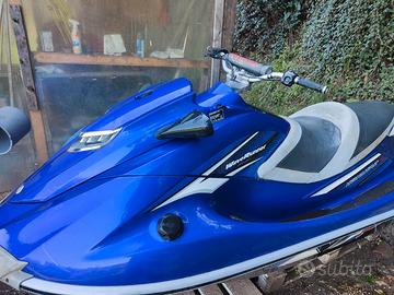 Moto d'acqua yamaha vxr 1800 aspirata