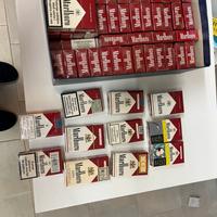 Pacchetti Marlboro sigillati