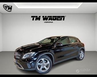 MERCEDES-BENZ GLA (X156) - GLA 200 d Auto