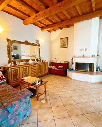 Villa di 110 m² con 4 locali a Copparo