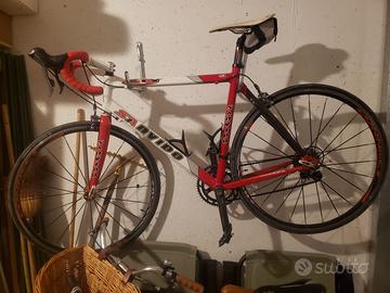 Bici da corsa SAVA