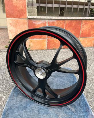 Cerchione posteriore Marchesini per Ducati