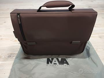 borrsa business NAVA tracolla